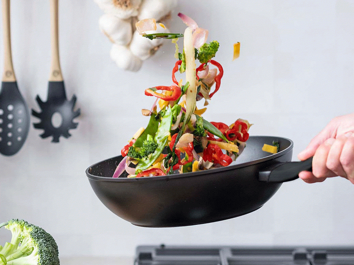 UK MasterChef Guide Which Kitchen Cookware is Best For Me