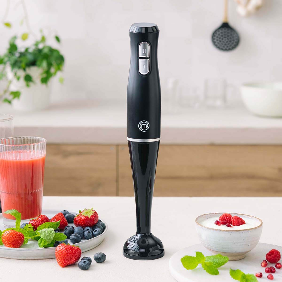 Masterchef Handheld Kitchen Tools Official MasterChef Handheld Stick Blender - Essential Black Kitchenware UK