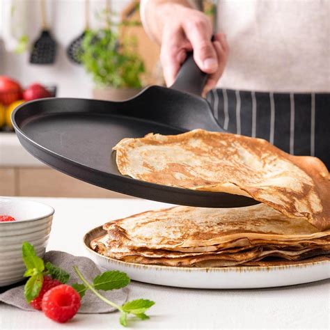 UK MASTERCHEF PANCAKE PAN 25CM PANS ESSENTIAL KITCHENWARE